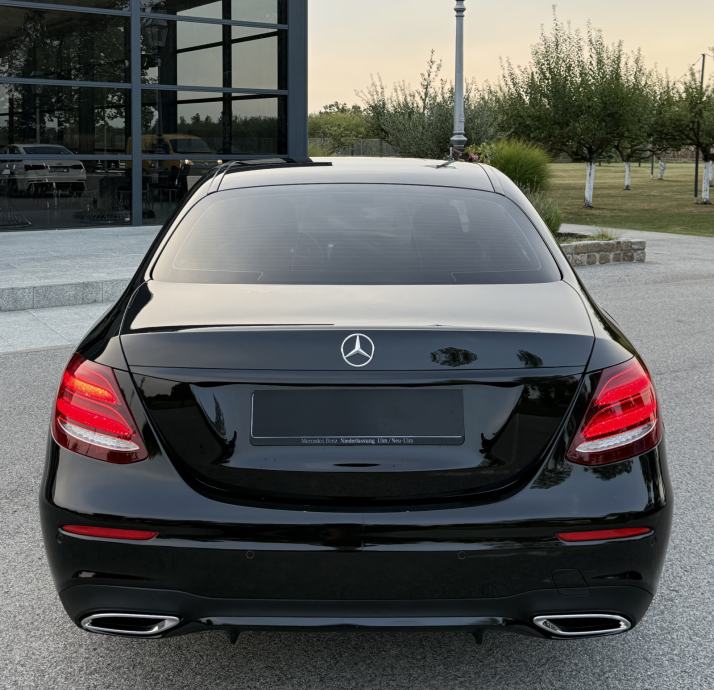 MERCEDES E220D 3xAMG, WIDESCREEN, AMBIENT LIGHT, NIGHT PAKET., fotografija 7