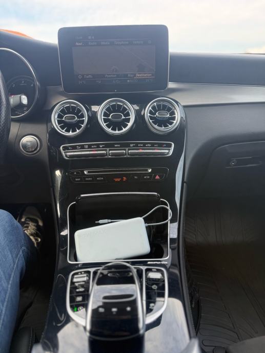 Mercedes GLC 250d 4 matic,Amg paket,Vlasnik,2018g,, fotografija 8