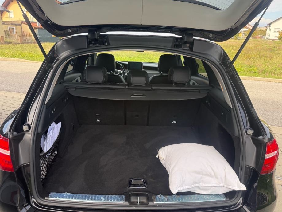 Mercedes GLC 250d 4 matic,Amg paket,Vlasnik,2018g,, fotografija 9