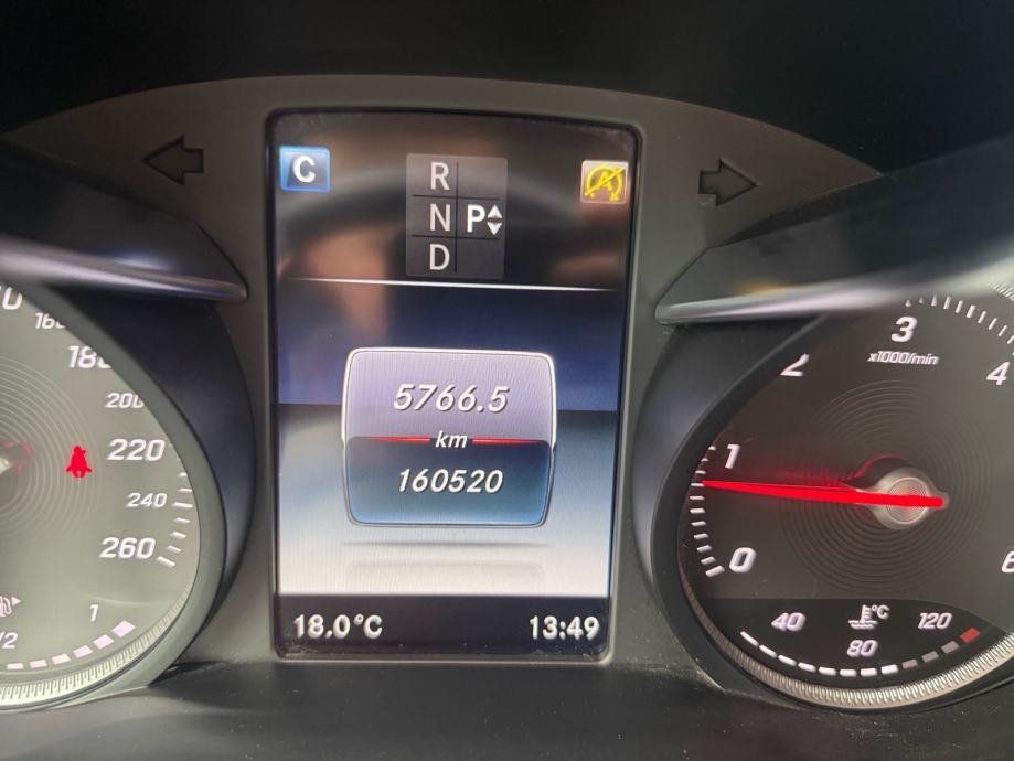 Mercedes GLC 250d 4 matic,Amg paket,Vlasnik,2018g,, fotografija 13
