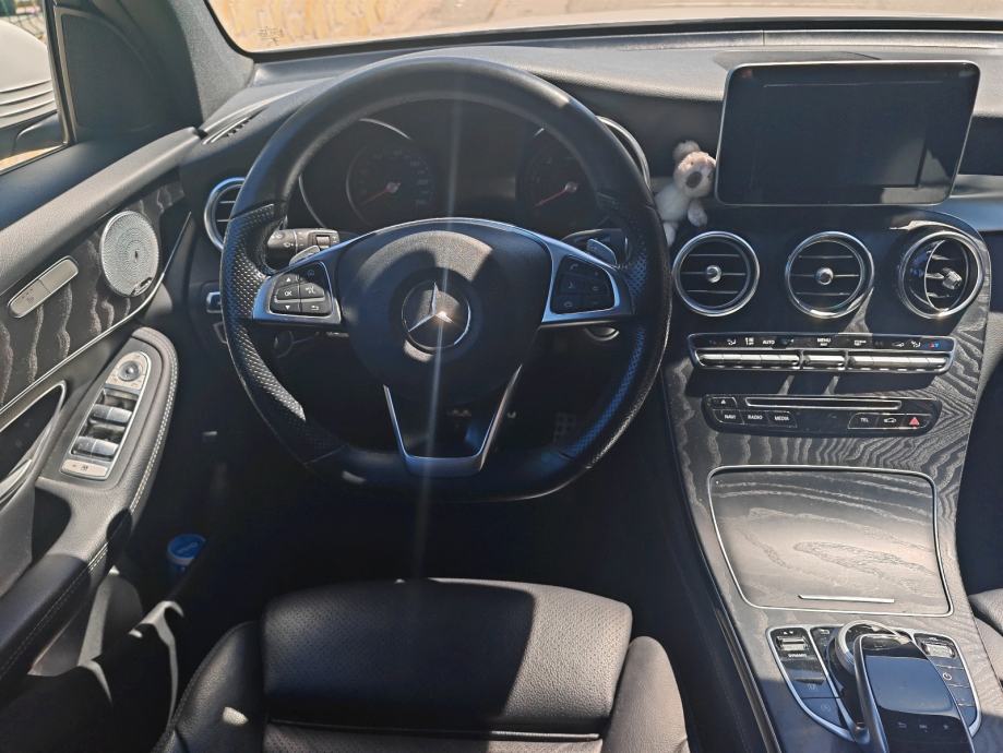 MERCEDES GLC 250D 4MATIC/AMG LINE/BURMASTER/360KAMERE/TOP STANJE, fotografija 11