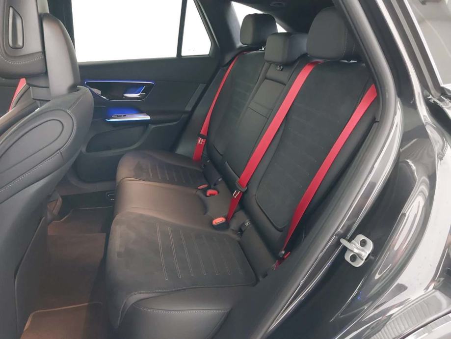 Mercedes GLC 300 4MATIC AMG line - u dolasku cca 15 dana, fotografija 11