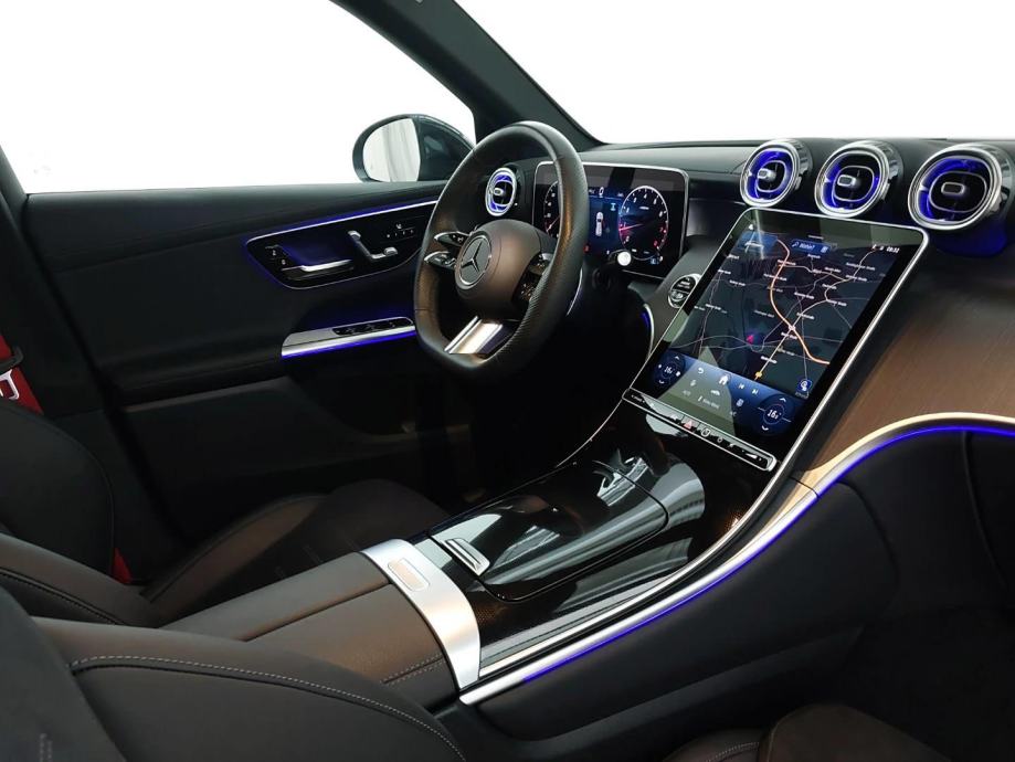 Mercedes GLC 300 4MATIC AMG line - u dolasku cca 15 dana, fotografija 8