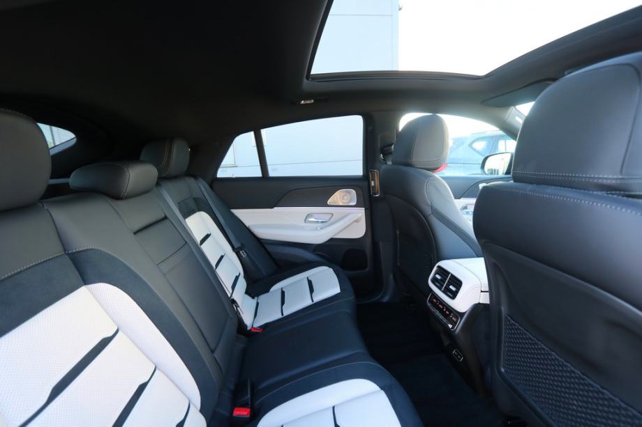 Mercedes GLE 53 AMG Coupe Hybrid 4Matic+ NIGHT AIRMATIC PANORAMA, fotografija 8