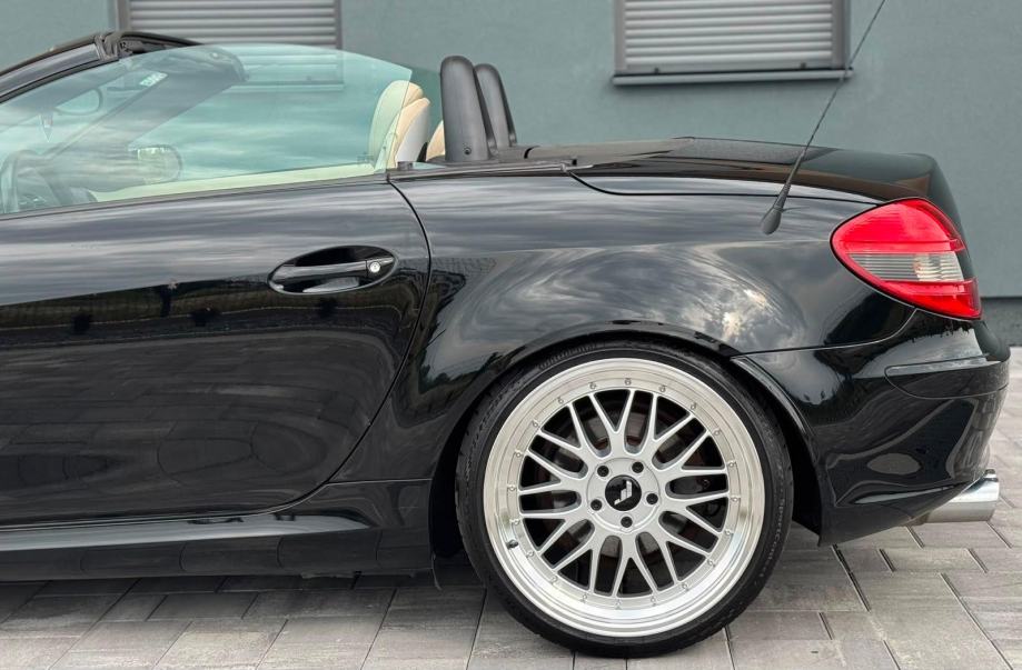 Mercedes SLK350 // V6 // JR23 19” // Eisenmann // H&K // Reg 11/26 //, fotografija 12
