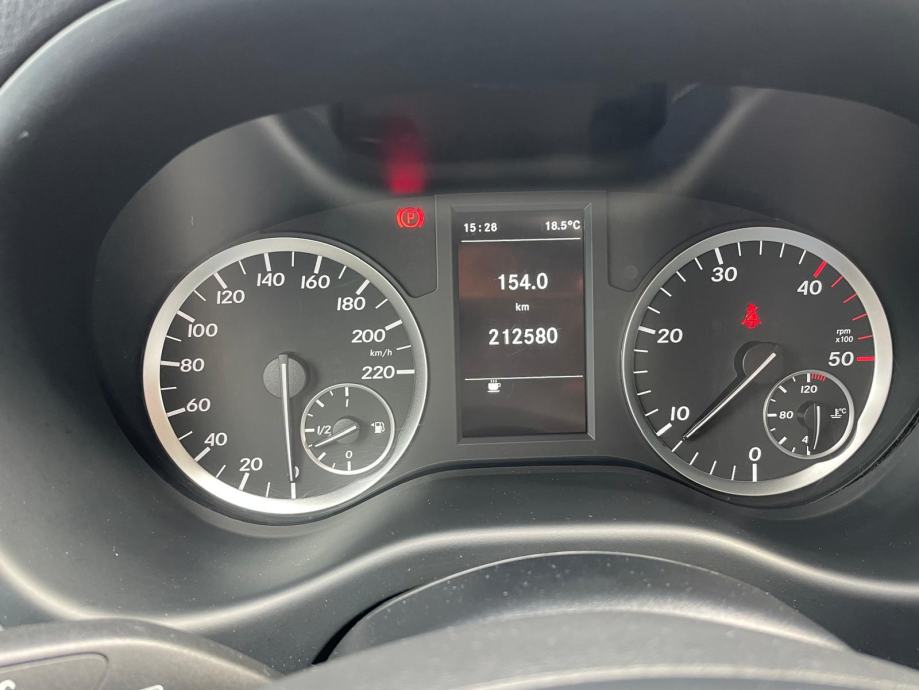 Mercedes Vito 114 CDI Redovito održavan u DE, napravljen velik servis, fotografija 2