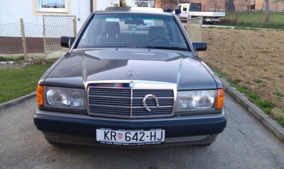 Mercedes W 201 190 D 114 000 kilometara orginal, 1992 god.