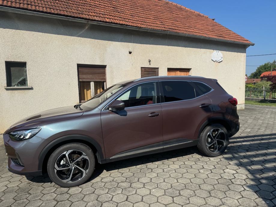 MG EHS 1.5 PHEV automatik, fotografija 3