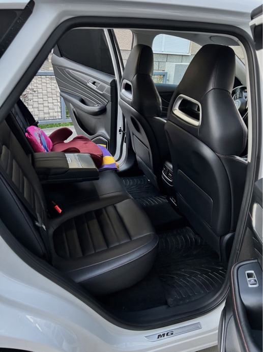 MG EHS Phev, fotografija 5