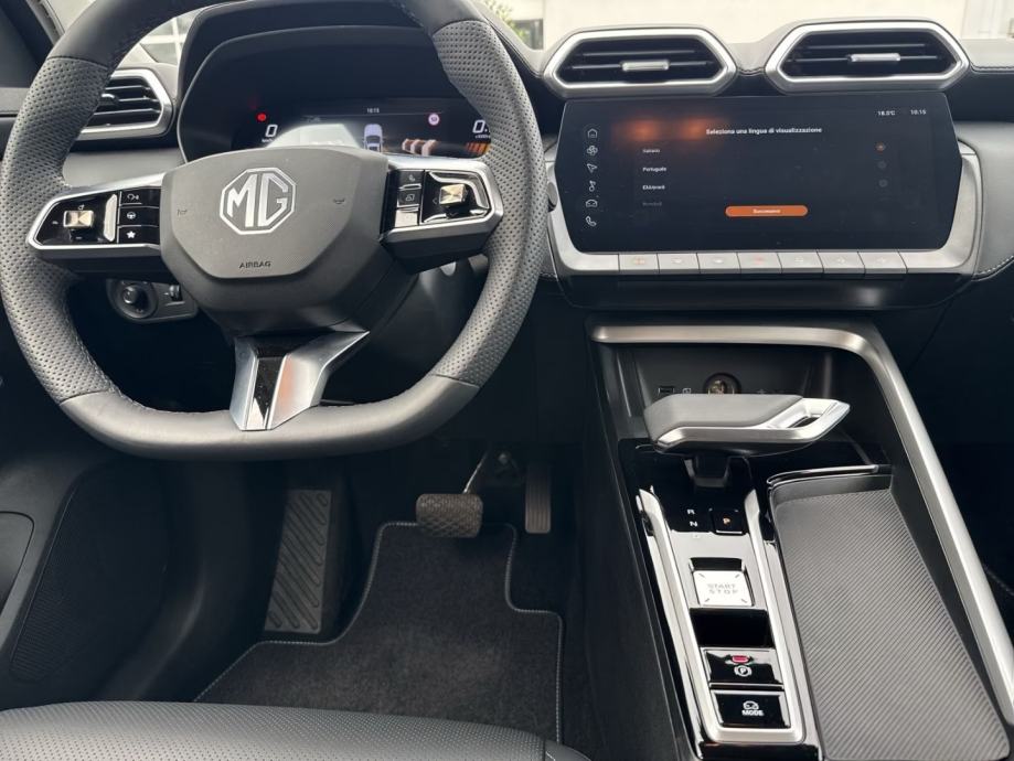 MG ZS 1.5 Hybrid LUXURY LED KAMERA360 ACC TEMPOMAT Multimedia iSMART, fotografija 9