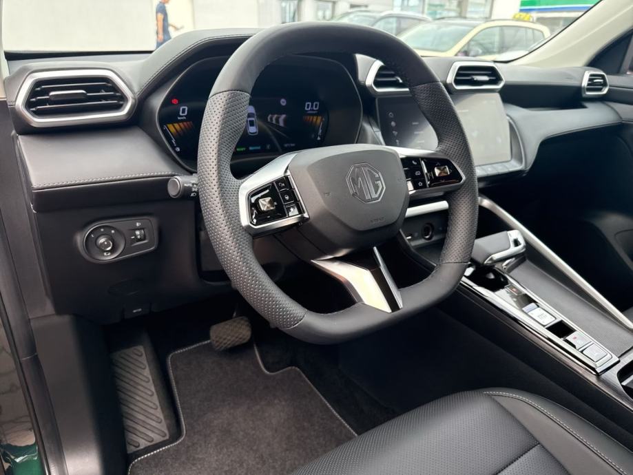 MG ZS 1.5 Hybrid LUXURY LED KAMERA360 ACC TEMPOMAT Multimedia iSMART, fotografija 8