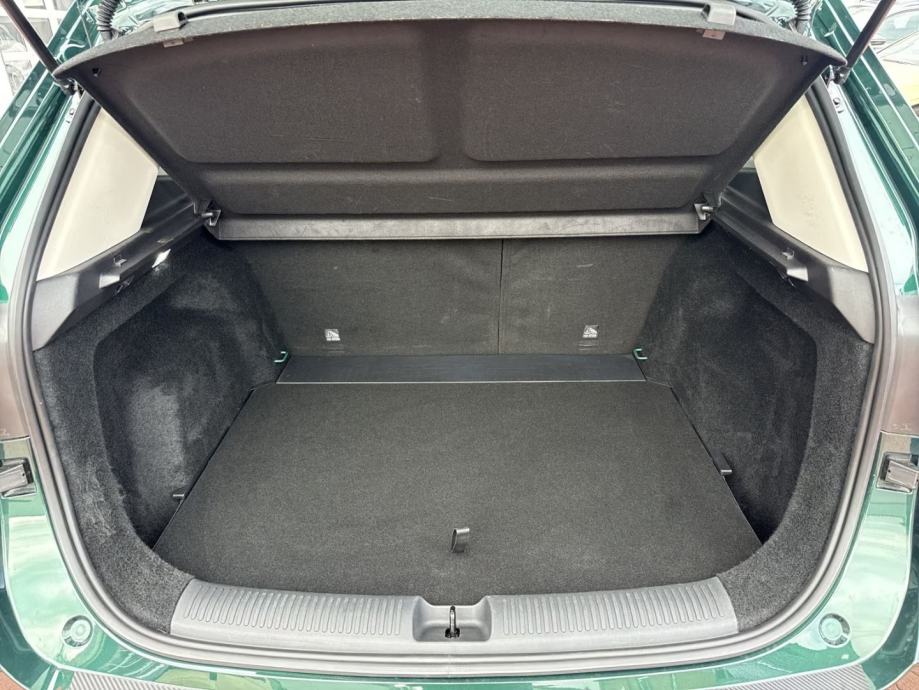 MG ZS 1.5 Hybrid LUXURY LED KAMERA360 ACC TEMPOMAT Multimedia iSMART, fotografija 13