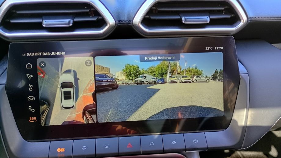 MG ZS 1,5 Hybrid+ Luxury Panorama ! Zimske gume Continetal na poklon!, fotografija 17