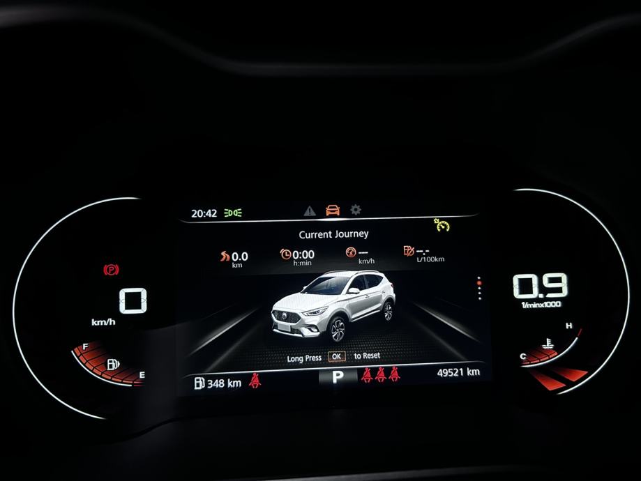 MG ZS Luxury paket 1.0T-GDI automatik - Garažiran, reg. do 09/27, fotografija 2