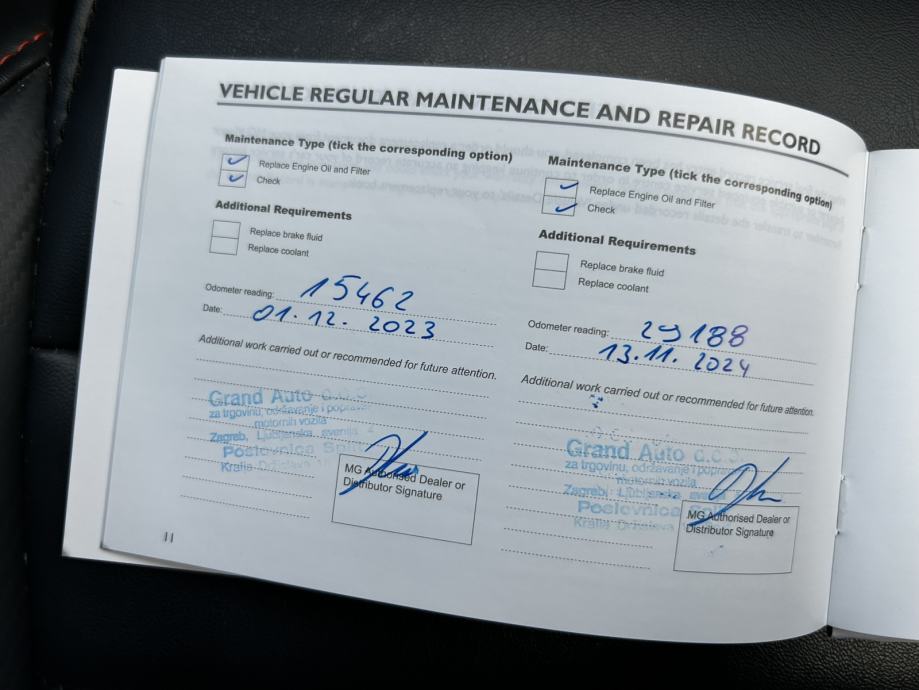 MG ZS Luxury paket 1.0T-GDI automatik - Garažiran, reg. do 09/27, fotografija 4