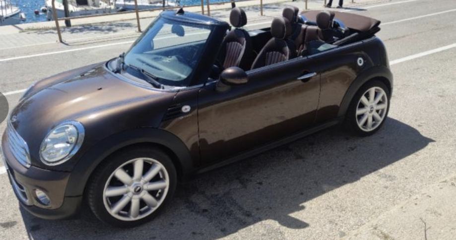 MINI Cabrio Cooper D, fotografija 2