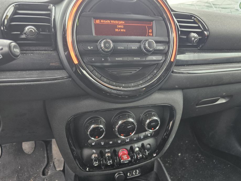 MINI CLUBMAN ONE 1.5 BENZIN 2017 god - MOTOR PROBLEM, fotografija 9