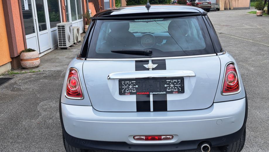 MINI Cooper 1.6 D, AUT KLIMA,ALU,TEMPOMAT, fotografija 9
