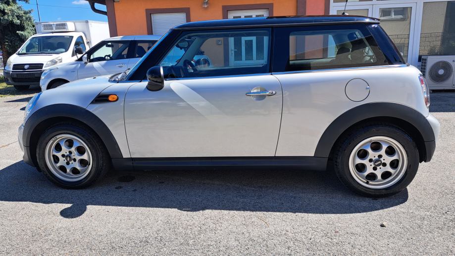 MINI Cooper 1.6 D, AUT KLIMA,ALU,TEMPOMAT, fotografija 5
