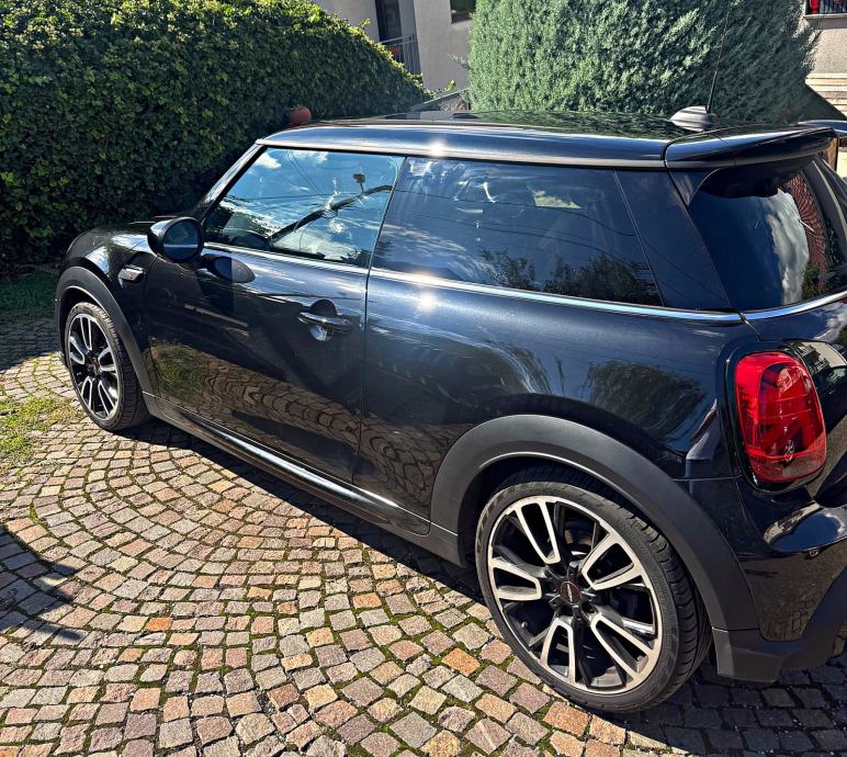 MINI Cooper S 2.0 178HP Steptronic Sport, JCW paket, panorama, fotografija 2