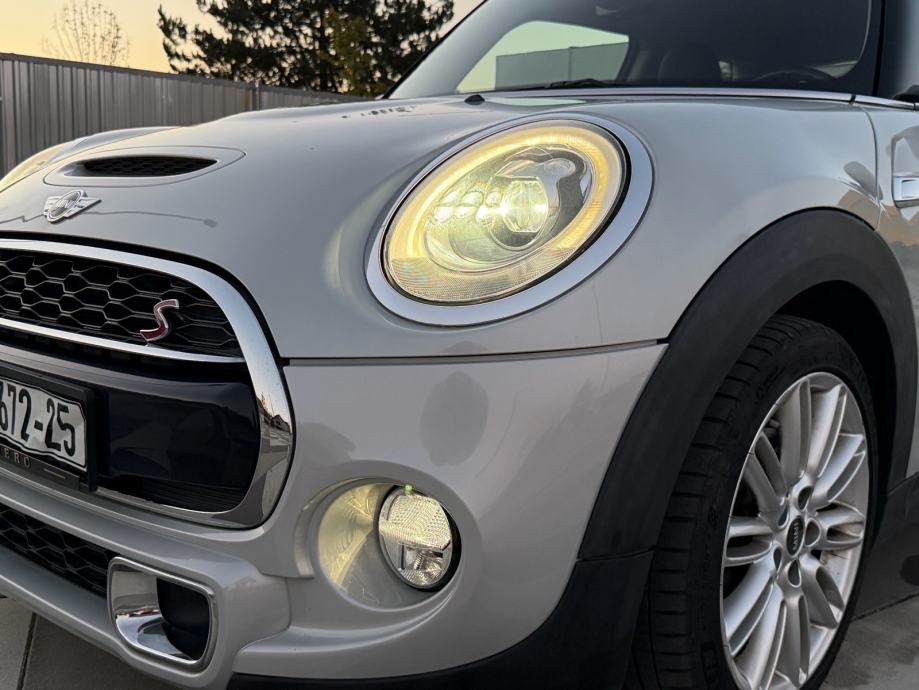 MINI COOPER S JCW 192KS - AUTOMATIK, LED, NAVI, UNION JACK, AMBIENT, fotografija 2