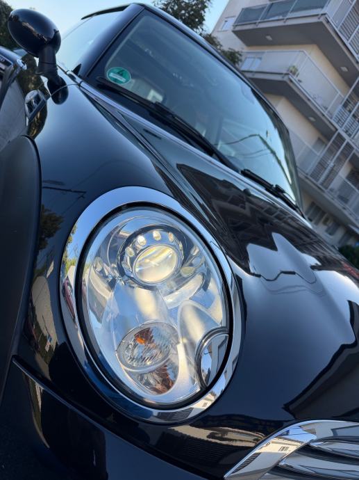 MINI Cooper D *AUTOMATIK*PANORAMA*XENON*NAVI*VELIKI+MALI SERVIS!, fotografija 3