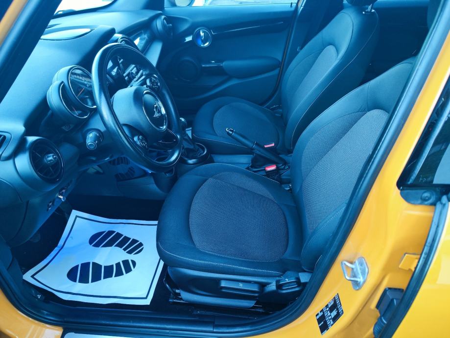 MINI Cooper Cooper D,Top stanje,servis,Atraktivan,Grijanje sjedala, fotografija 10