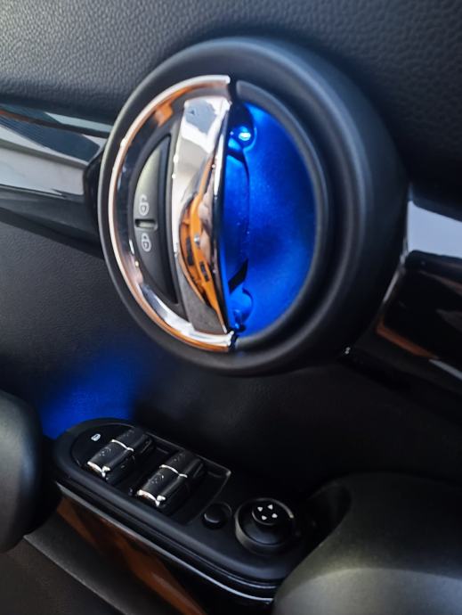 MINI Cooper Cooper D,Top stanje,servis,Atraktivan,Grijanje sjedala, fotografija 15