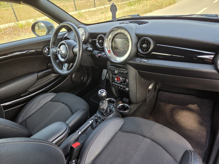 MINI Cooper SD coupe, fotografija 14