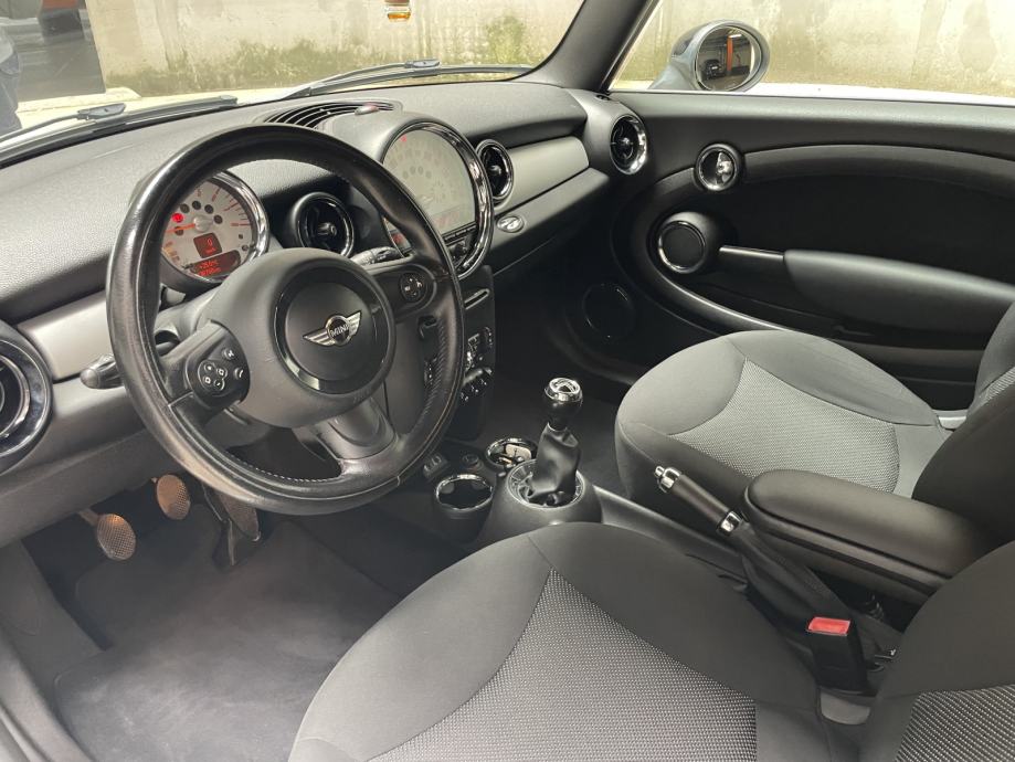 MINI Cooper Cooper, fotografija 12