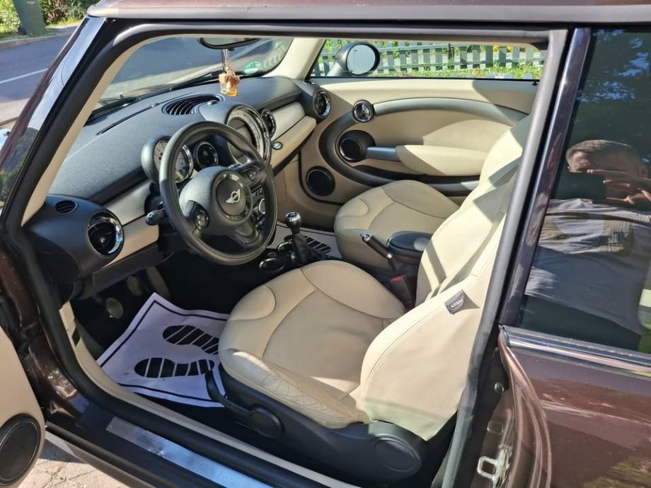 MINI Cooper D 1.6 Diesel 82kw 2010g, fotografija 7