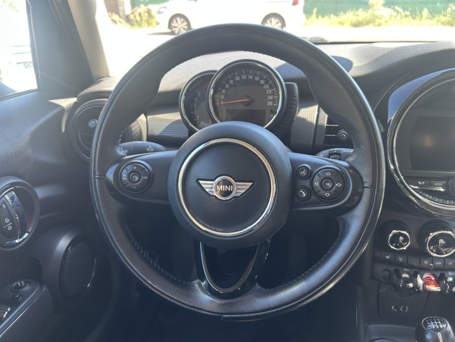 MINI Cooper D, jamstvo 1 godina, registracija godinu dana !, fotografija 11