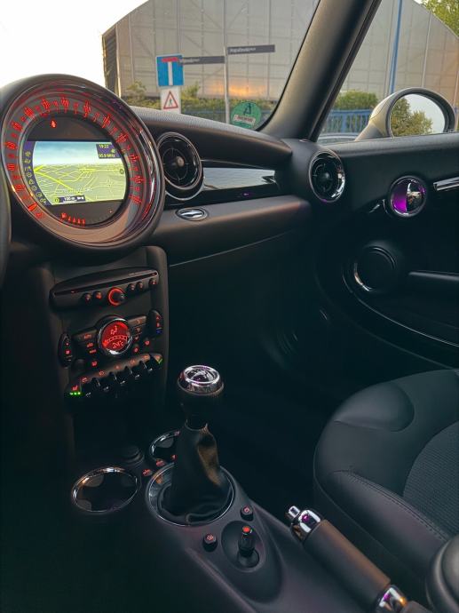 MINI Cooper D *XENON*NAVI*NOVI SET LANCA/SET KVACILA*GARANCIJA NA KM!, fotografija 11