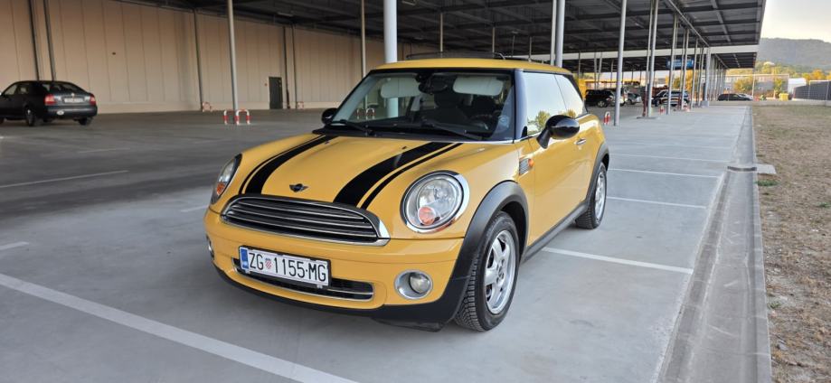 MINI Cooper Mini One reg. do 07/27, Super stanje, fotografija 7