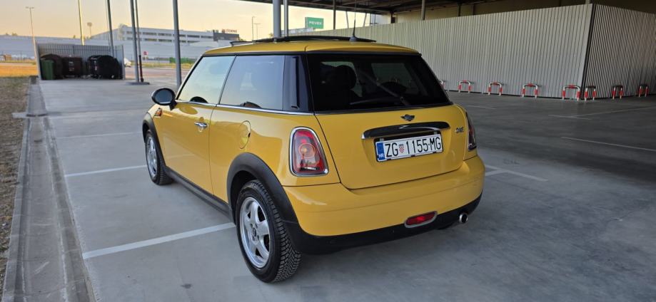 MINI Cooper Mini One reg. do 07/27, Super stanje, fotografija 19
