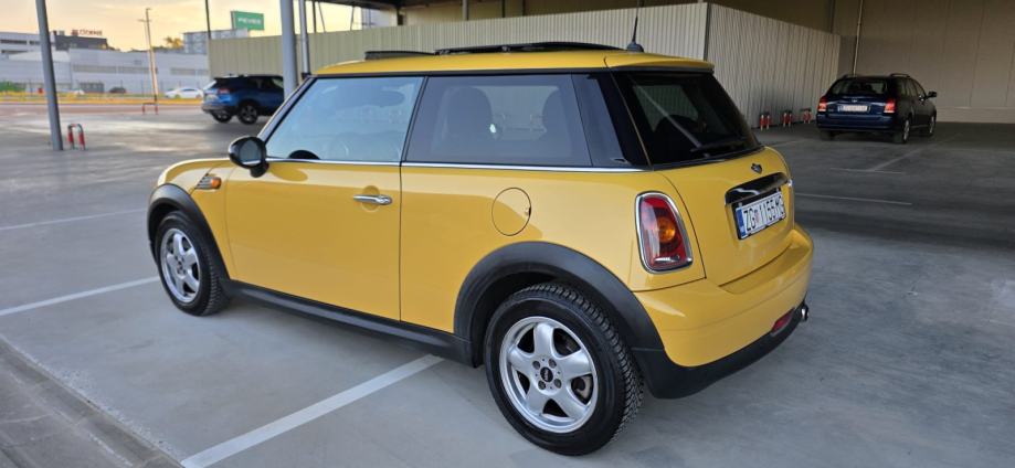 MINI Cooper Mini One reg. do 07/27, Super stanje, fotografija 20