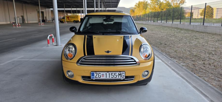 MINI Cooper Mini One reg. do 07/27, Super stanje, fotografija 8