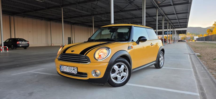 MINI Cooper Mini One reg. do 07/27, Super stanje, fotografija 6