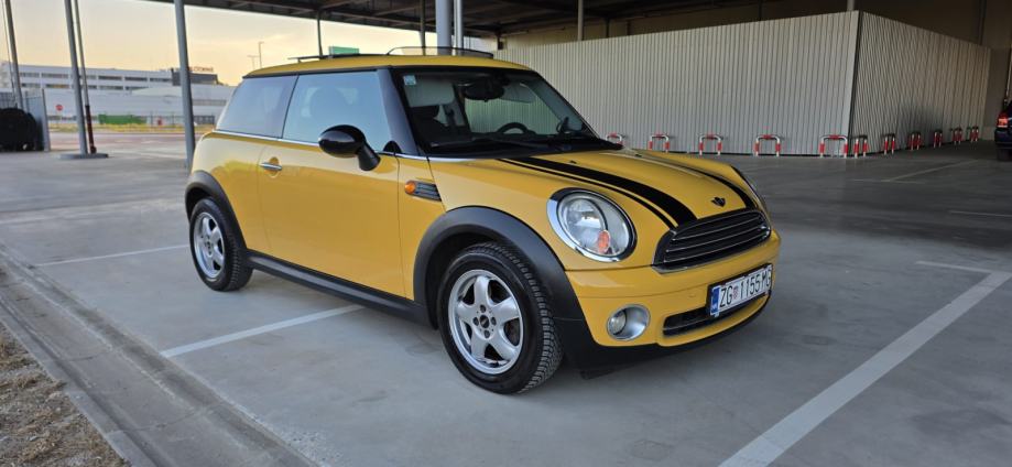 MINI Cooper Mini One reg. do 07/27, Super stanje, fotografija 12