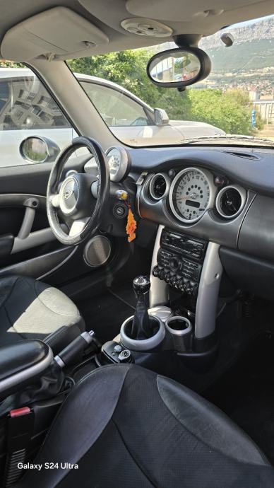 MINI Cooper Mini One, fotografija 4