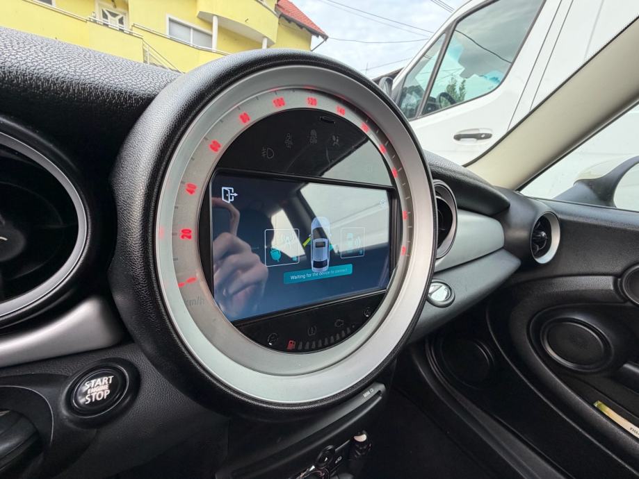Mini cooper one 1.6, fotografija 14