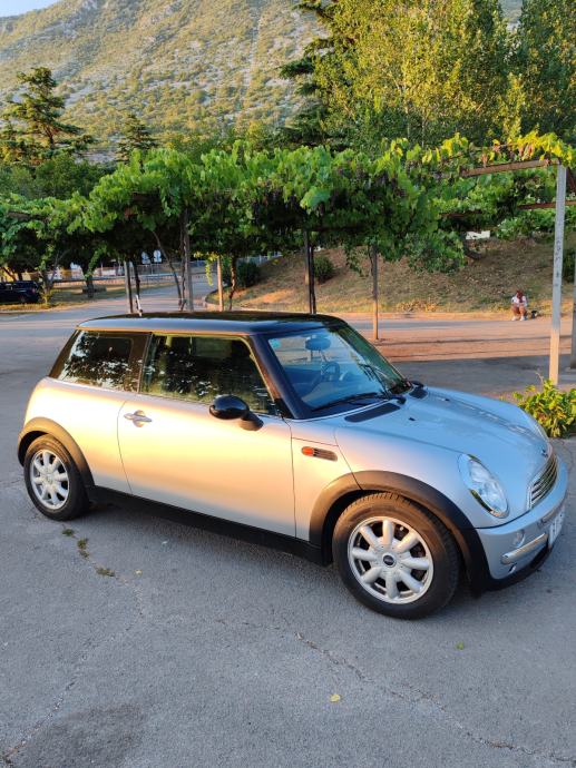 MINI Cooper R50, fotografija 2