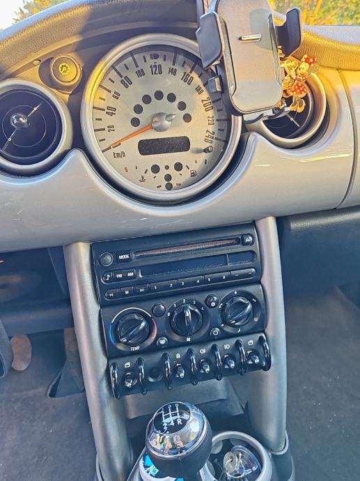 MINI Cooper R50, fotografija 11