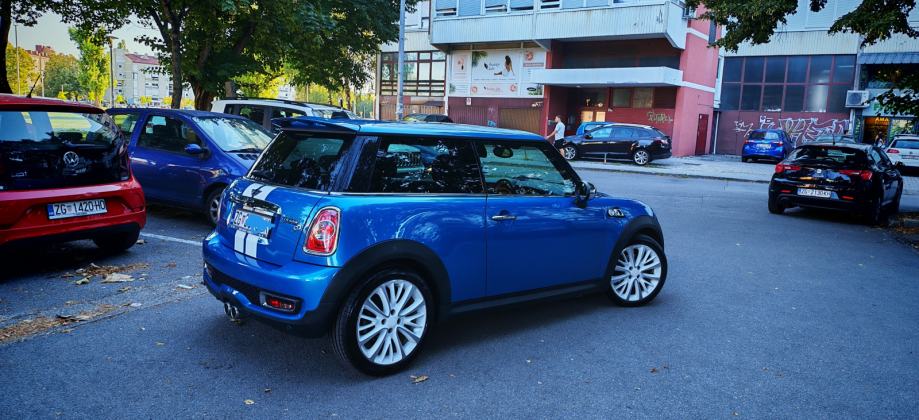 MINI Cooper R56 SD 2.0- 105 kW – 2011.– FULL OPREMA, pogled izvana - slika 4