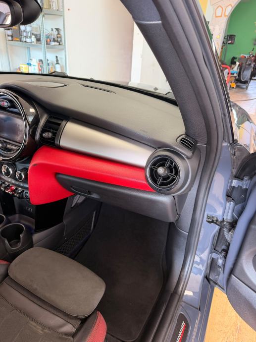 MINI COOPER SD 2.0 JOHN COOPER WORKS – 2016. – 125 kW – 153.000 km, fotografija 10