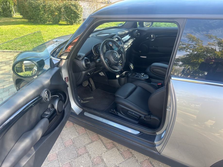 MINI COOPER SE 2023g, 8150 km, fotografija 2