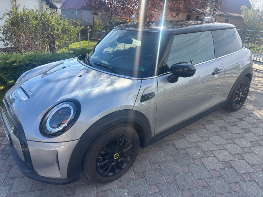 MINI COOPER SE 2023g, 8150 km, fotografija 3