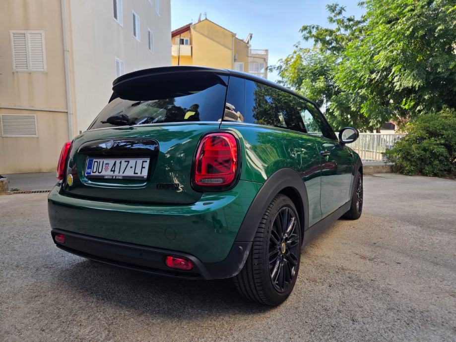 MINI Cooper SE ELECTRIC|13.500 km |FUL OPREMA |TOP STANJE |GARAŽIRAN, fotografija 2