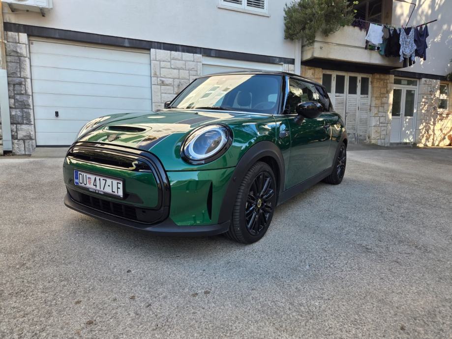 MINI Cooper SE ELECTRIC|13.500 km |FUL OPREMA |TOP STANJE |GARAŽIRAN, fotografija 5