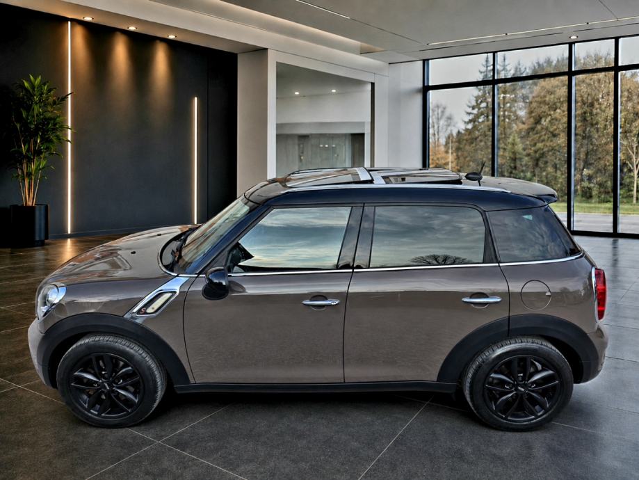 MINI Countryman S 1.6 BENZ 135 KW ***124 000 KM***NOVO***JEDINSTVEN***, fotografija 8